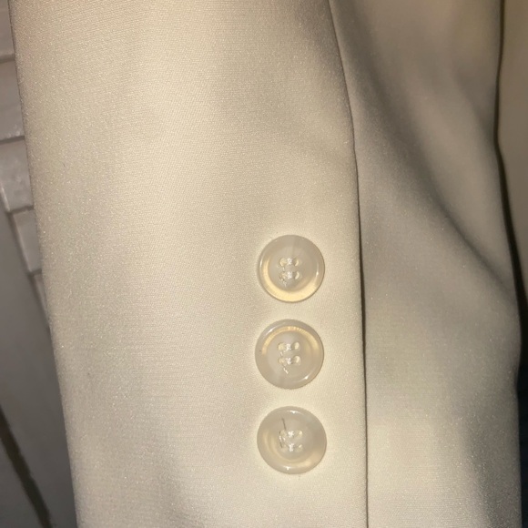 Neiman Marcus off white elegant Blazer size 12 - Picture 3 of 5